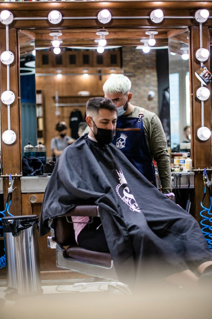 #barber #barbershop #miamibeach #fade #haircut #barberia #barberlife #hairstyle #wahl #andis #barbershopconnect #beard #peluqueria #barberlove #style #barba #hair #barbers #barbering #barbero #buenosaires #barbergang #barberpost #menstyle #men #fashion #barberworld #oldschool #mensfashion #wahlpro